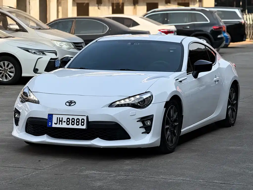 TOYOTA 86