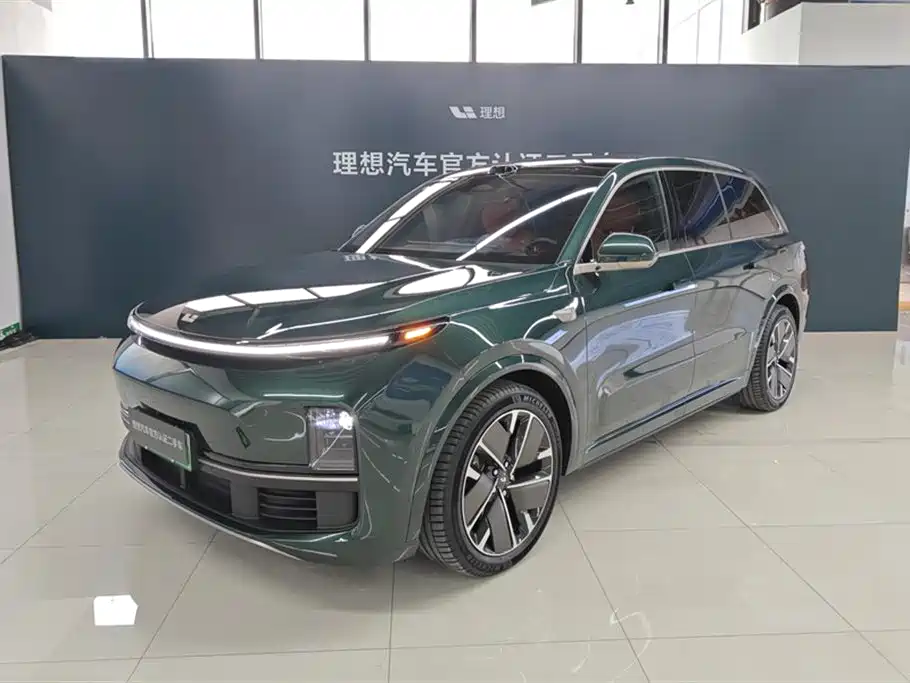 Li Auto Li L9 2025