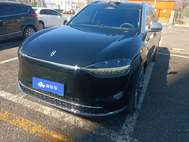 AITO ASK THE WORLD M9 2025