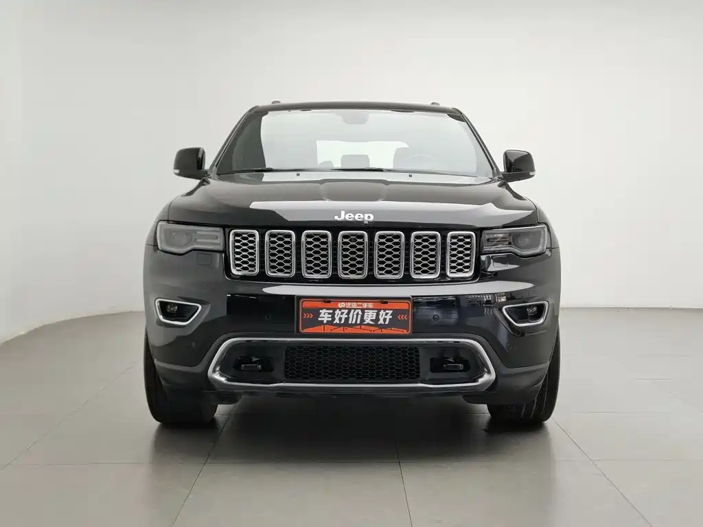 Jeep Grand Cherokee (Import) — миниатюра 3