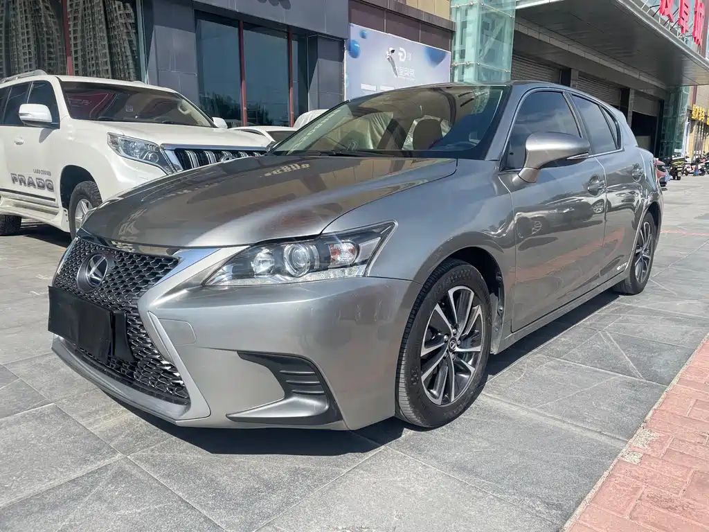 LEXUS CT