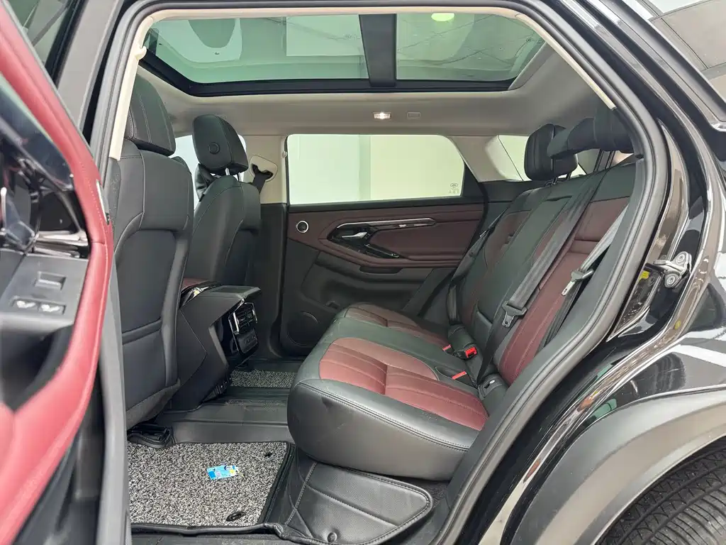 Land Rover Range Rover Evoque 2022 L 249PS R-Dynamic Luxury