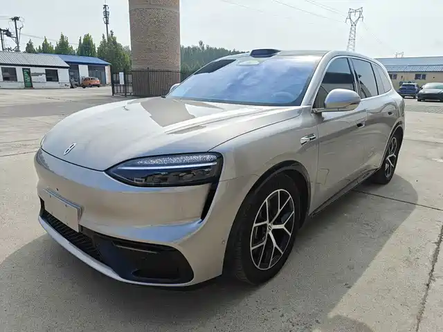 AITO M6