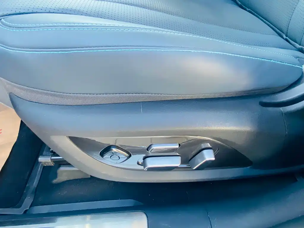 BYD SEA LION 07 DM I