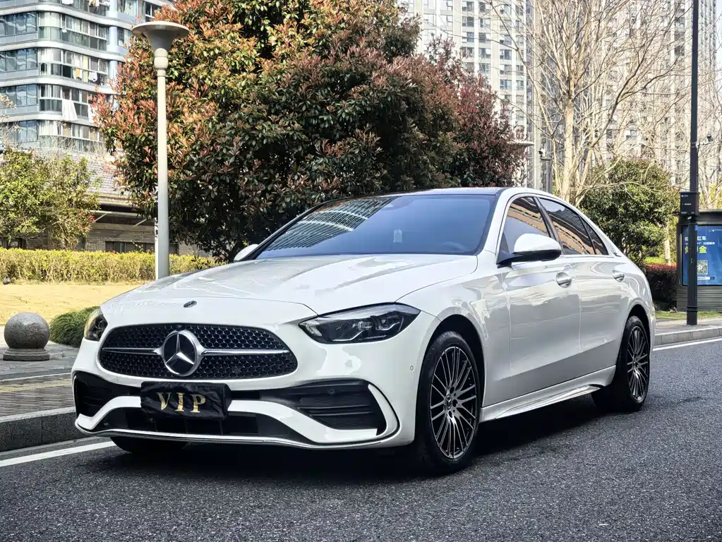 Mercedes-Benz C-Class 2022