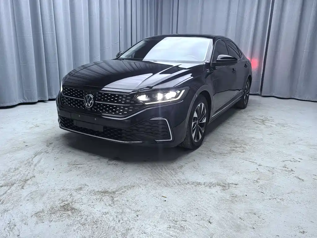 Volkswagen Passat 2022