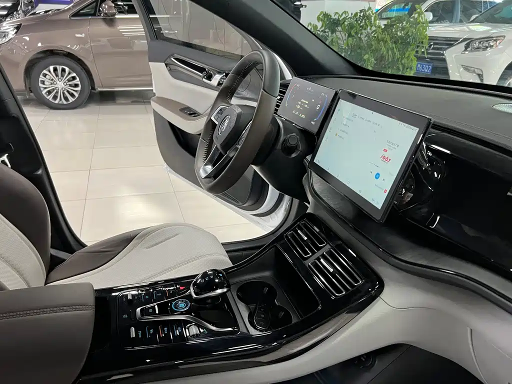 BYD Qin PLUS — миниатюра 19