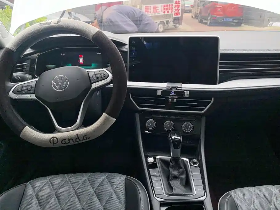Volkswagen Sagitar — миниатюра 12