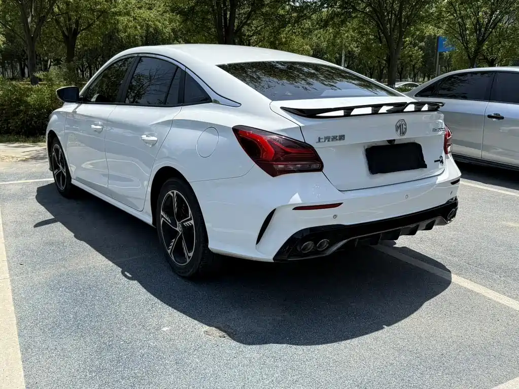 MG 5 2022 1.5T Luxury