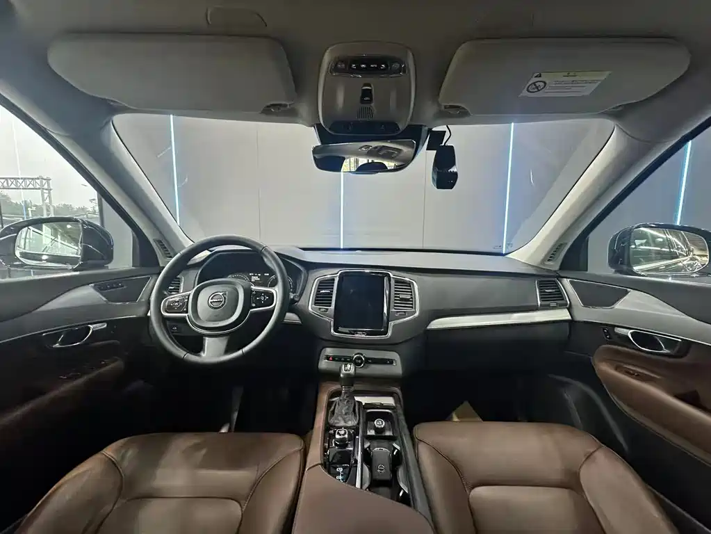 Volvo XC90 2020 T5 Luxury 7 мест