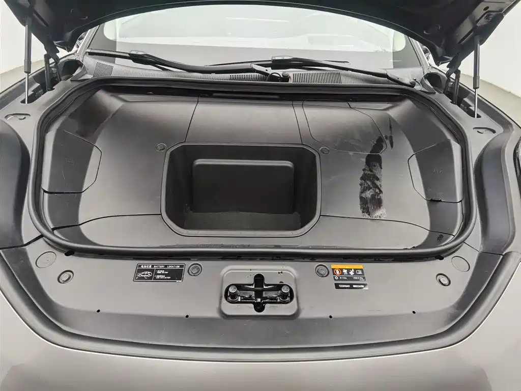 ZEEKR EXTREME KRYPTON 001