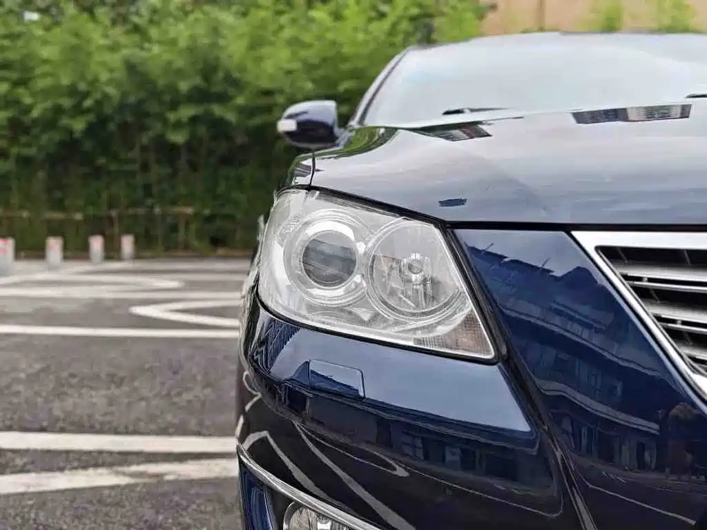 Toyota Camry — миниатюра 6