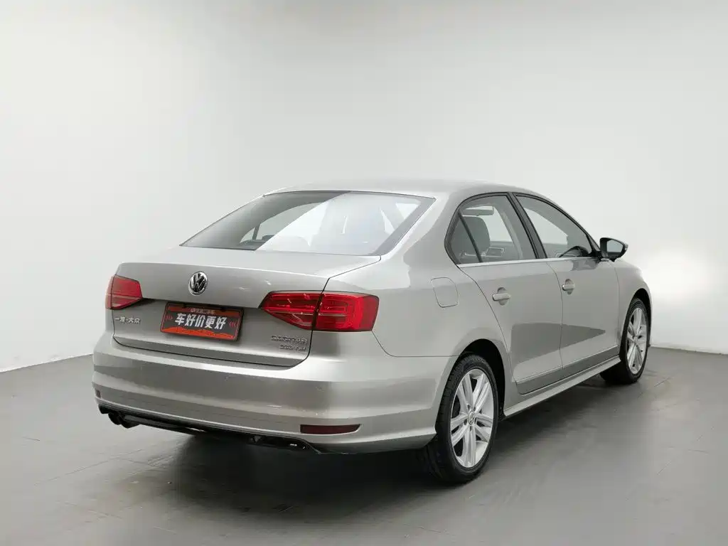 Volkswagen Sagitar — миниатюра 2