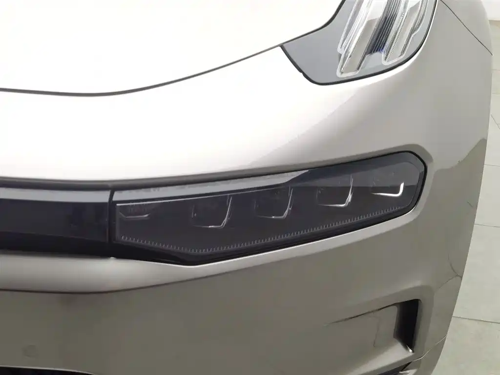 ZEEKR EXTREME KRYPTON 001