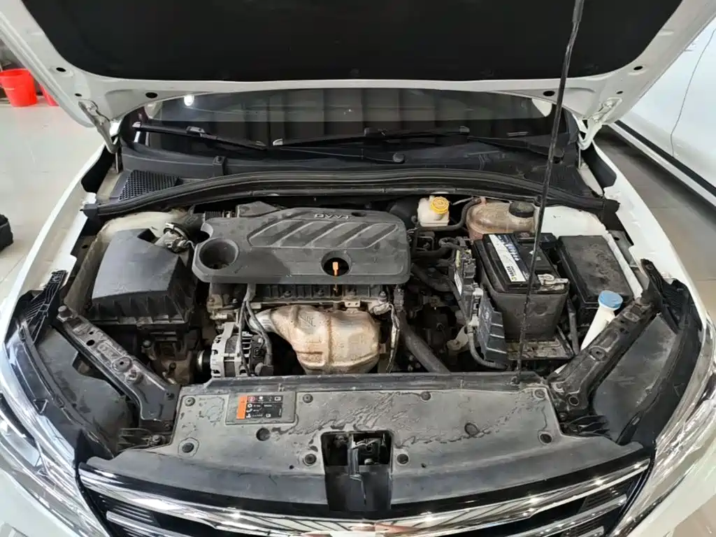 Roewe i5 — миниатюра 20