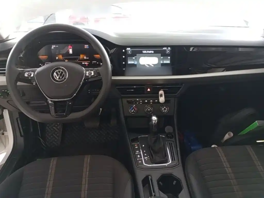 Volkswagen Lavida — миниатюра 10