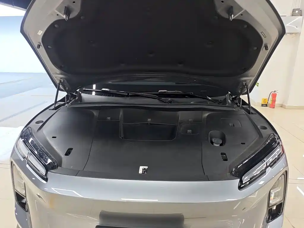 NIO EC6 — миниатюра 19
