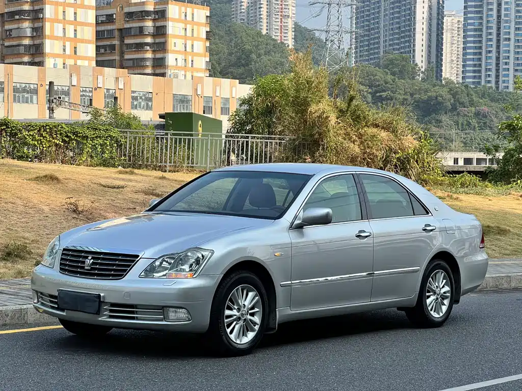 Toyota Crown 2008