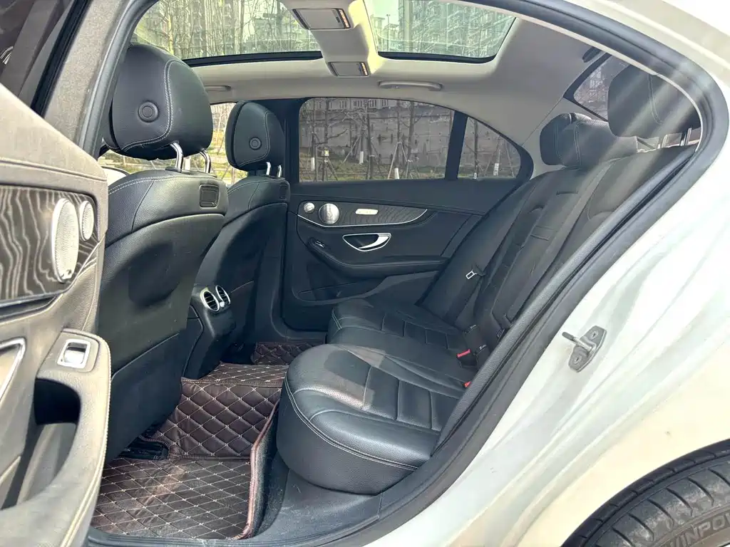 MERCEDES-BENZ C CLASS