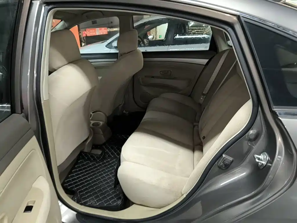 Nissan Sylphy — миниатюра 17