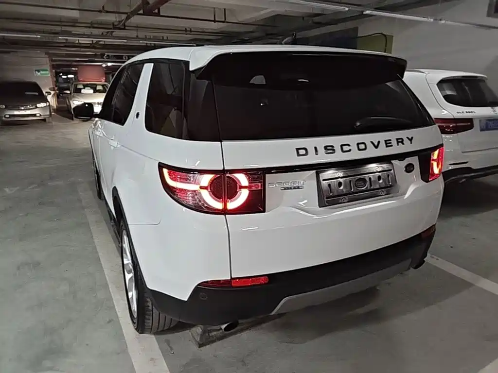 Land Rover Discovery Sport — миниатюра 5
