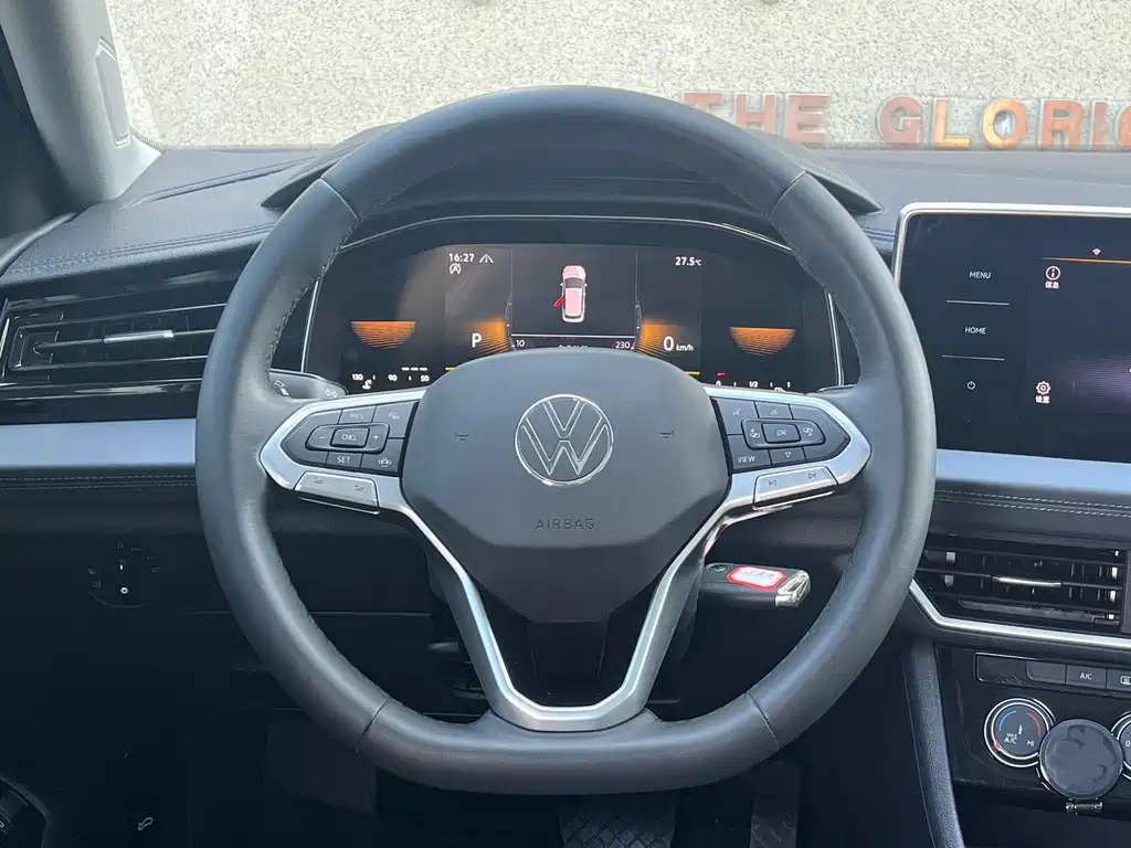 Volkswagen Sagitar — миниатюра 18