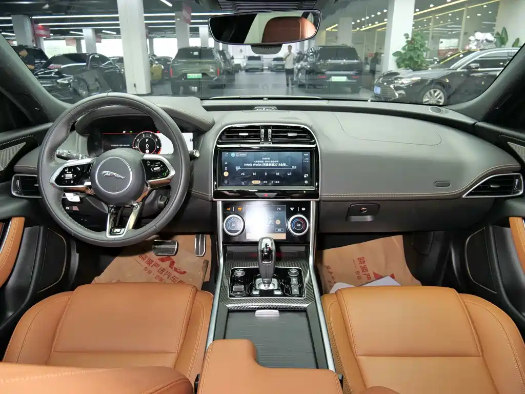 Jaguar XEL — миниатюра 10