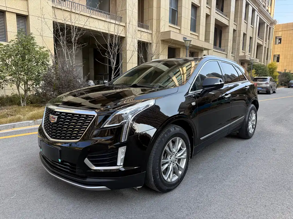CADILLAC XT5