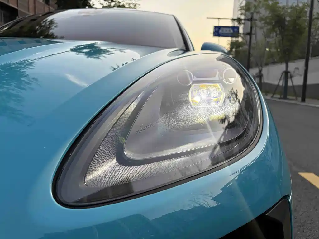 Porsche Macan — миниатюра 5