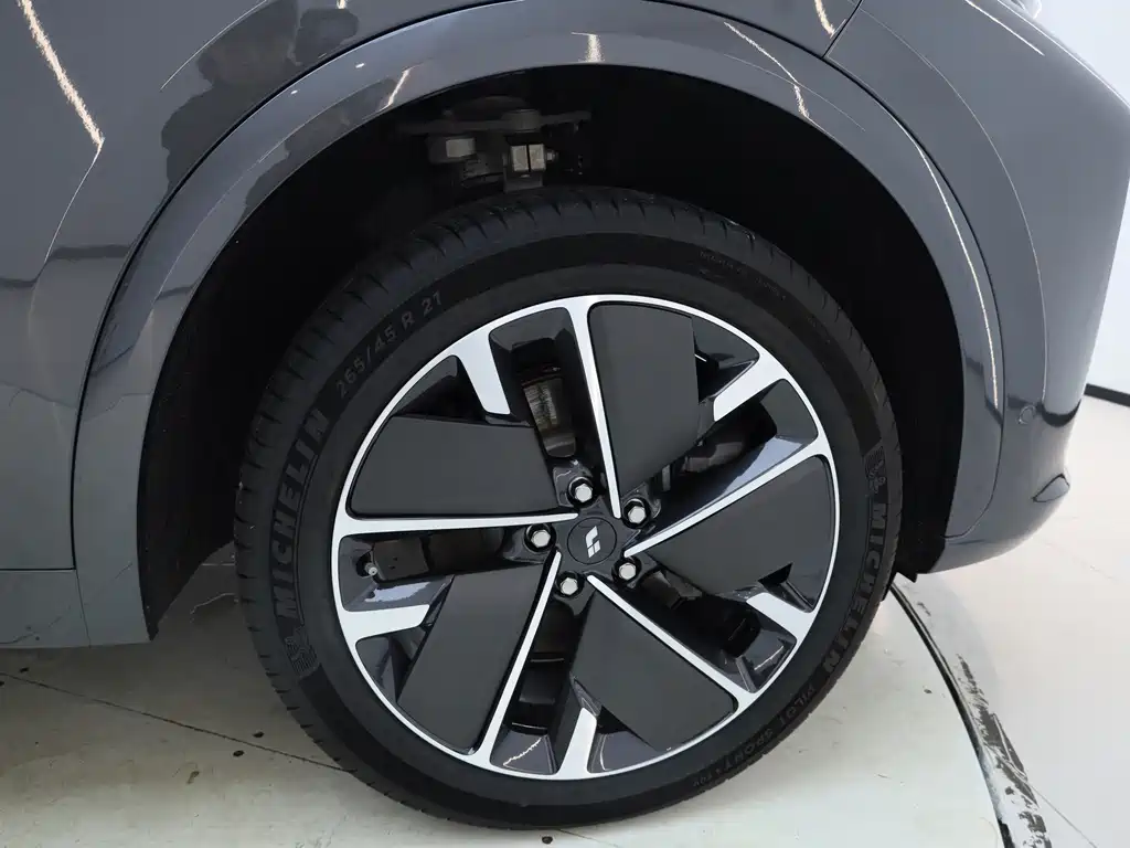 Li Auto Li L7 — миниатюра 22