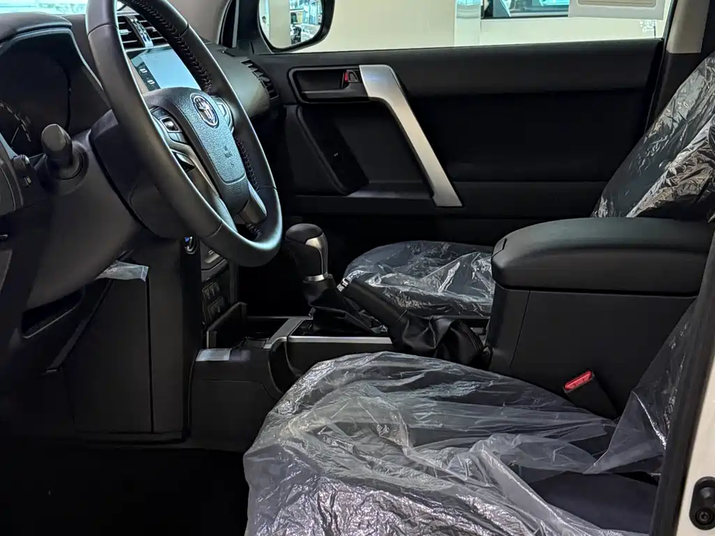 Toyota Land Cruiser Prado 2023 4.0L
