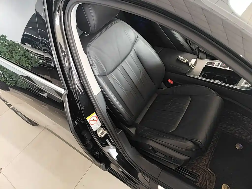 Audi A6L — миниатюра 25