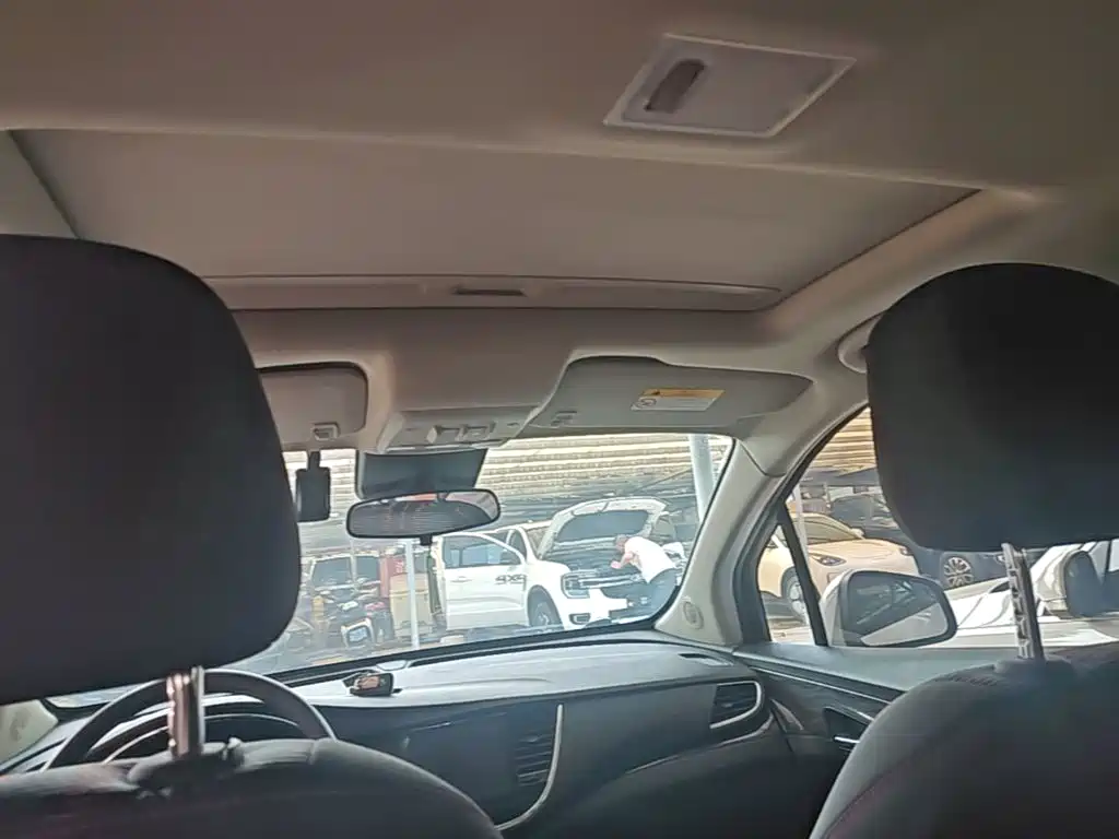 Buick Encore — миниатюра 18