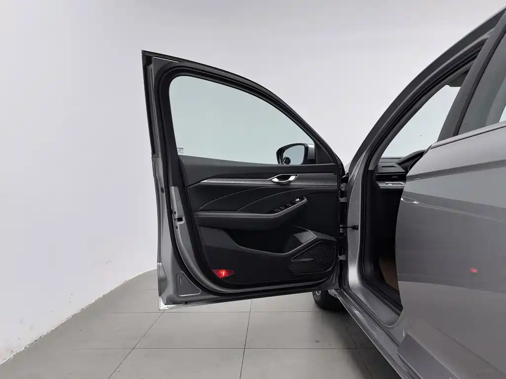 Geely Xingrui — миниатюра 8