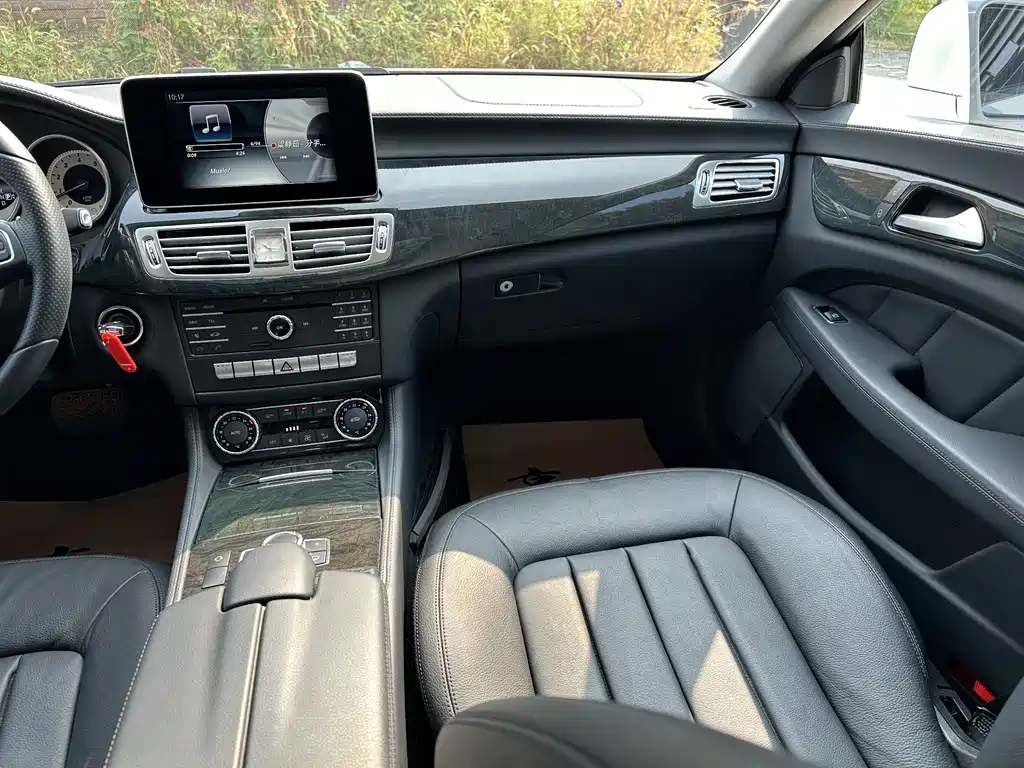 Mercedes-Benz CLS — миниатюра 21