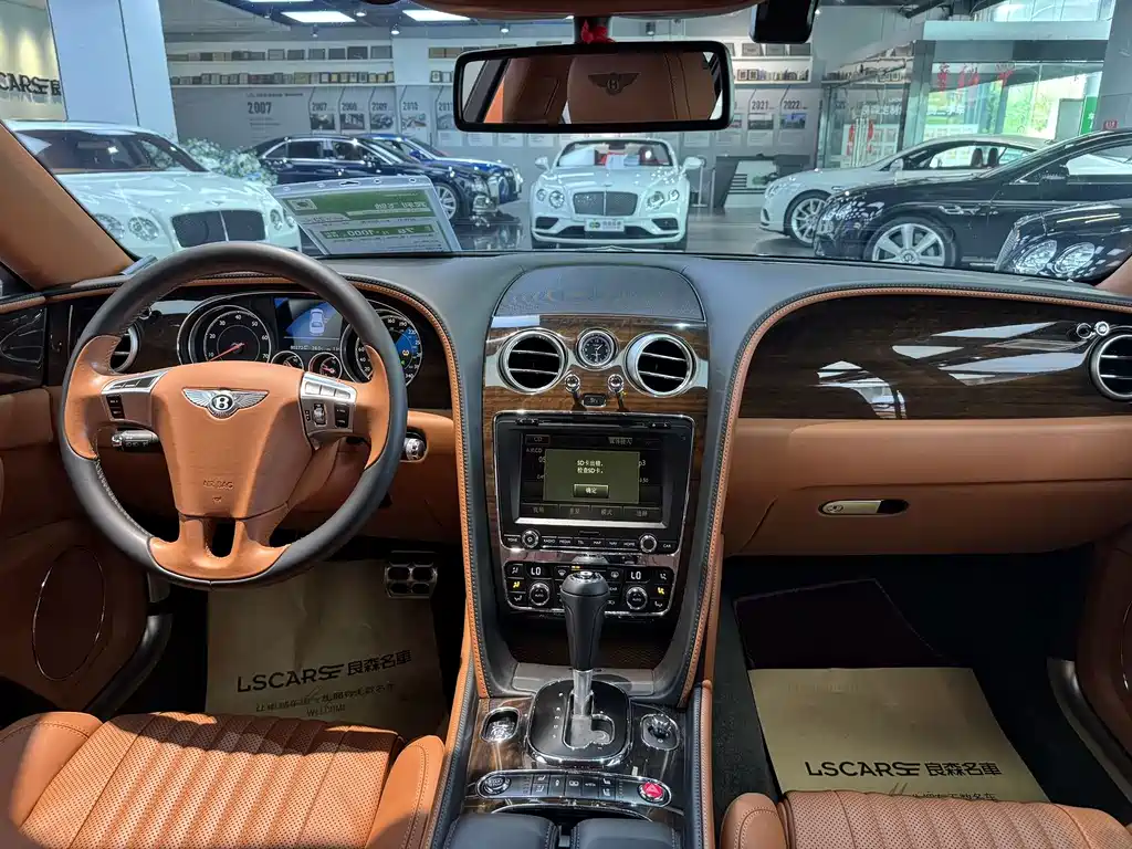 Bentley Flying Spur — миниатюра 8