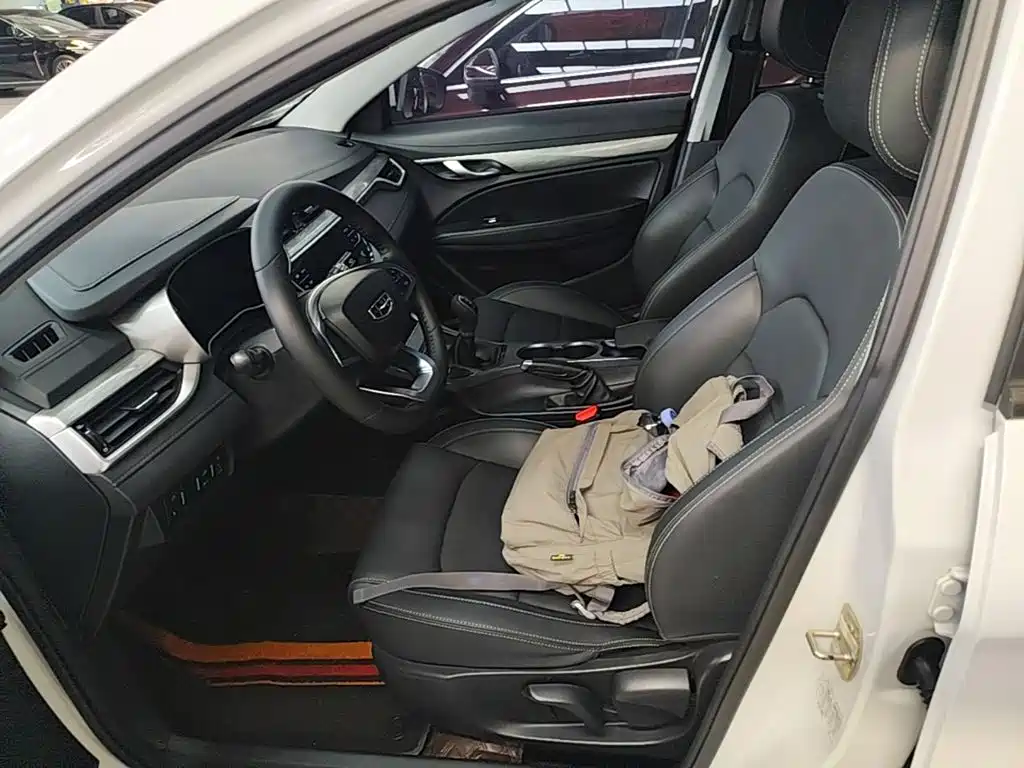 Geely Emgrand — миниатюра 15