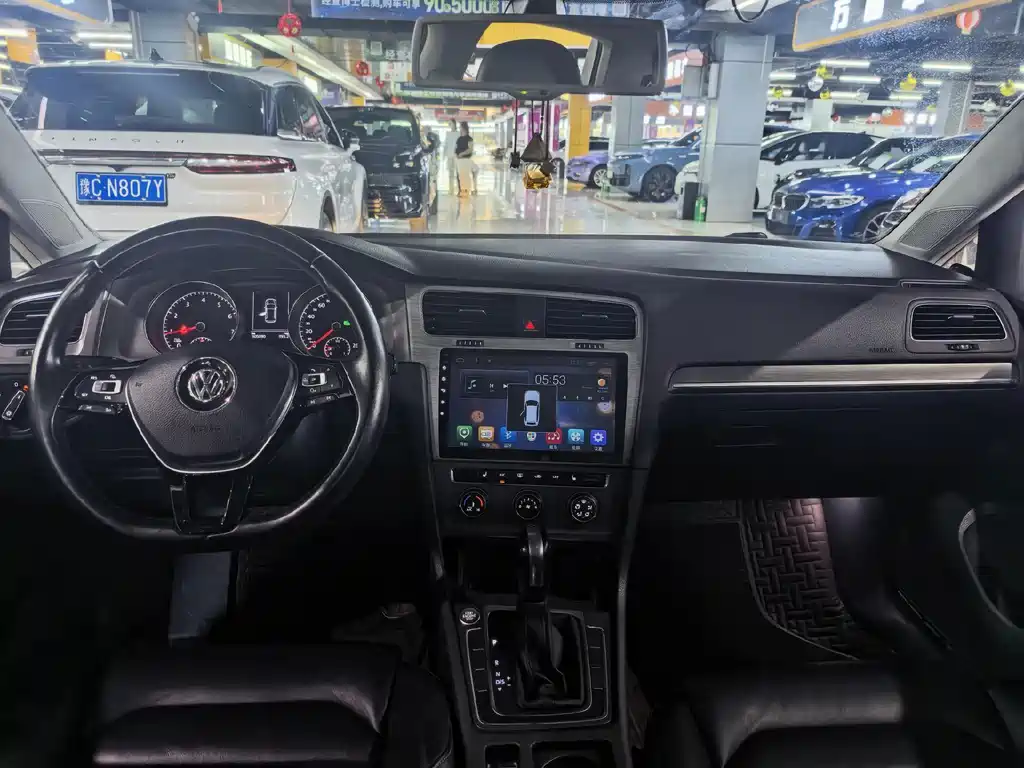Volkswagen Golf — миниатюра 5