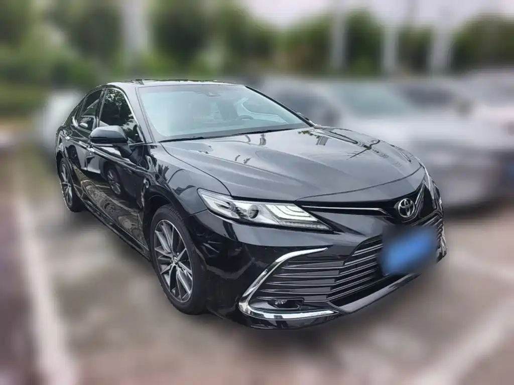 Toyota Camry — миниатюра 6