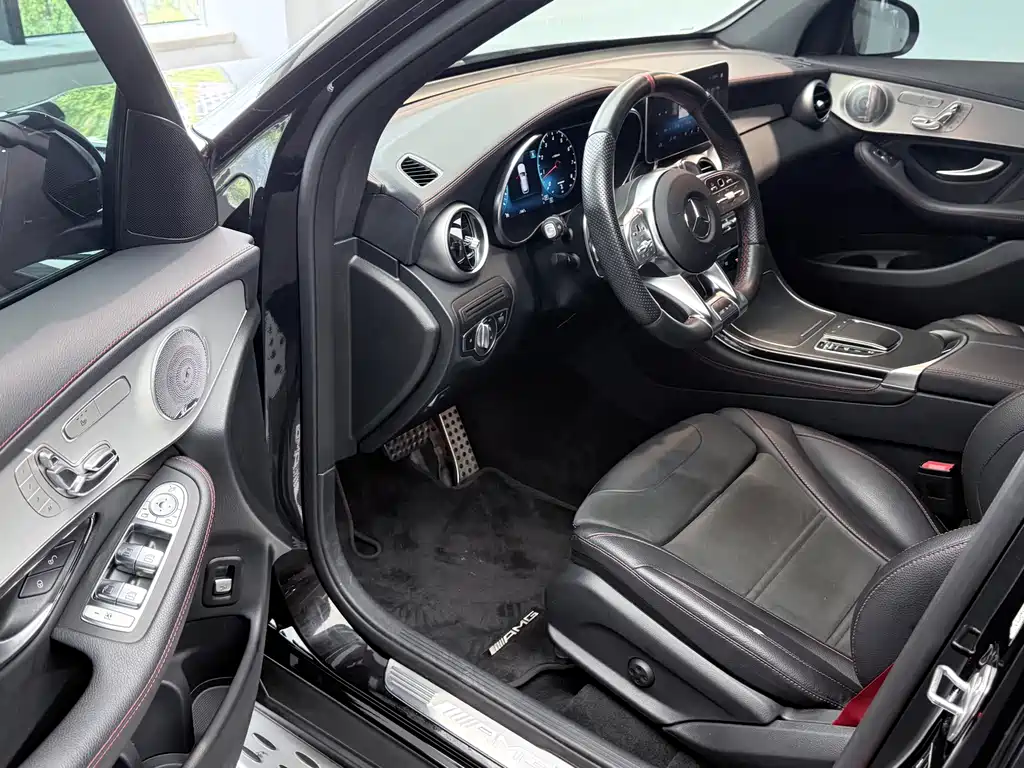 Mercedes-Benz GLC AMG — миниатюра 4
