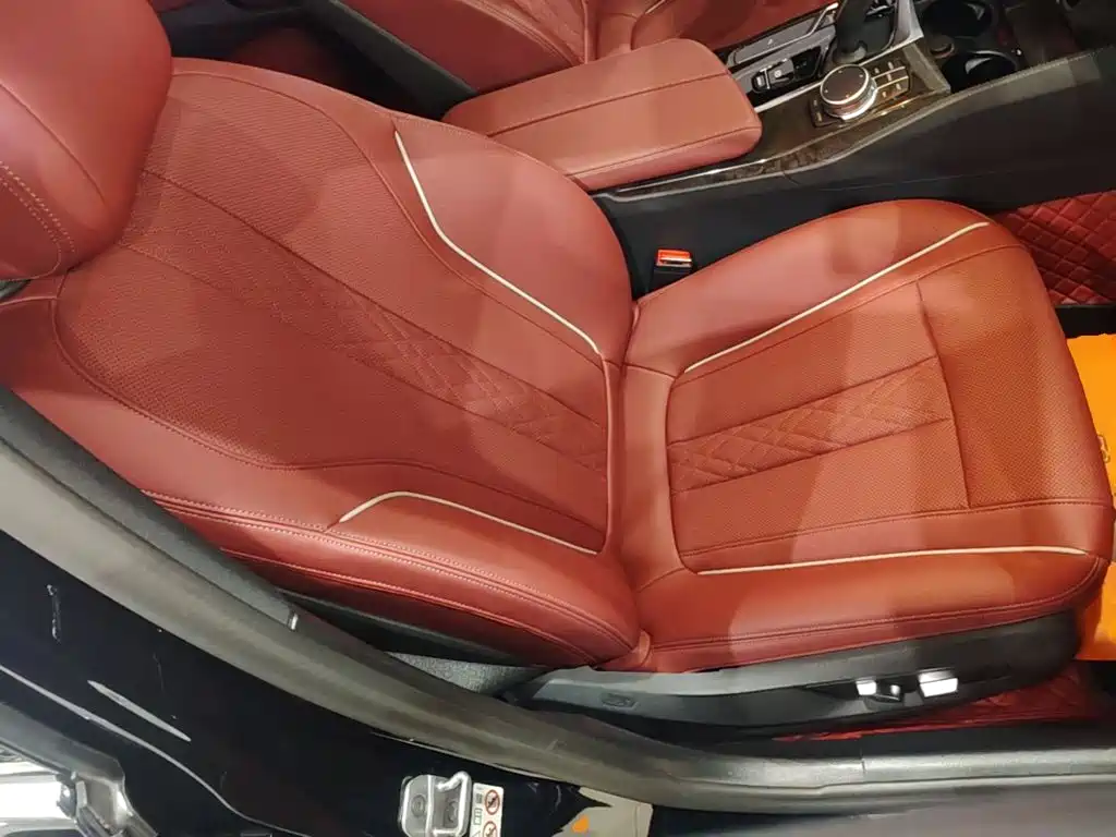BMW 5 Series — миниатюра 25