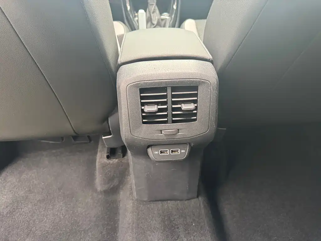 VOLKSWAGEN EXPLORING THE SHADOW