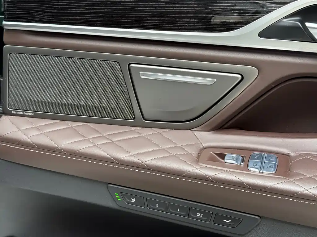 BMW 7 Series — фотографии объявления, Фото 13