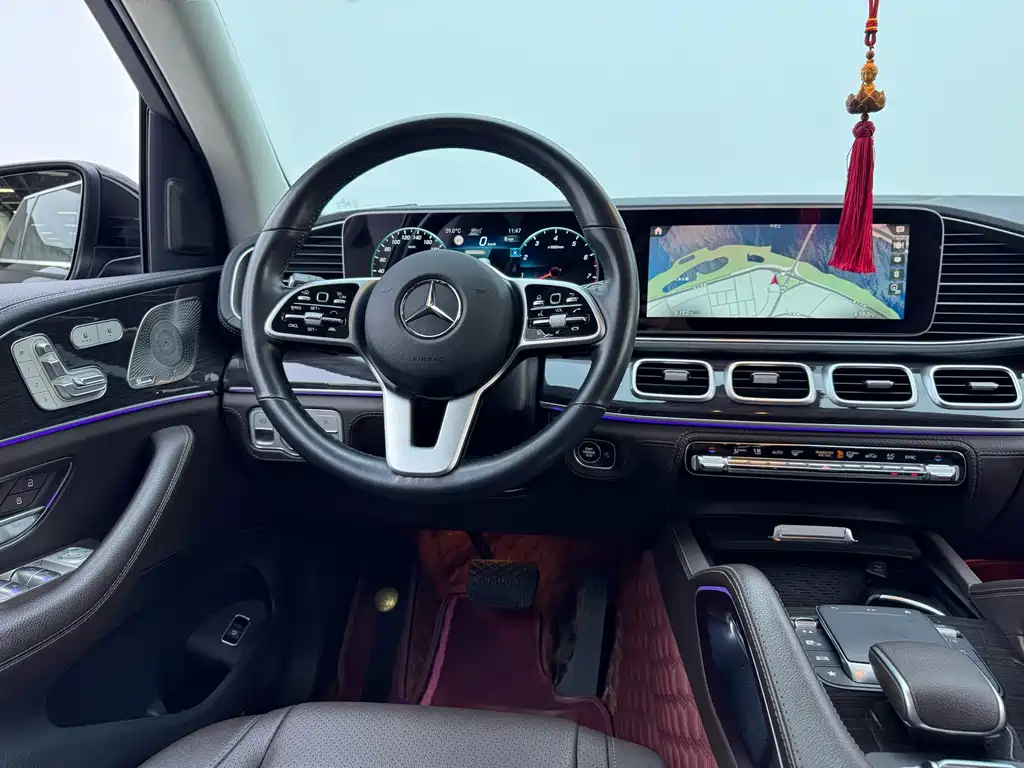 Mercedes-Benz GLS — миниатюра 17