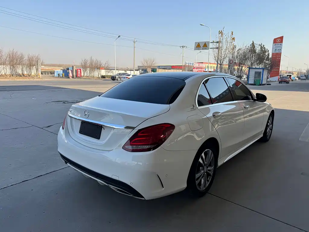 MERCEDES-BENZ C CLASS