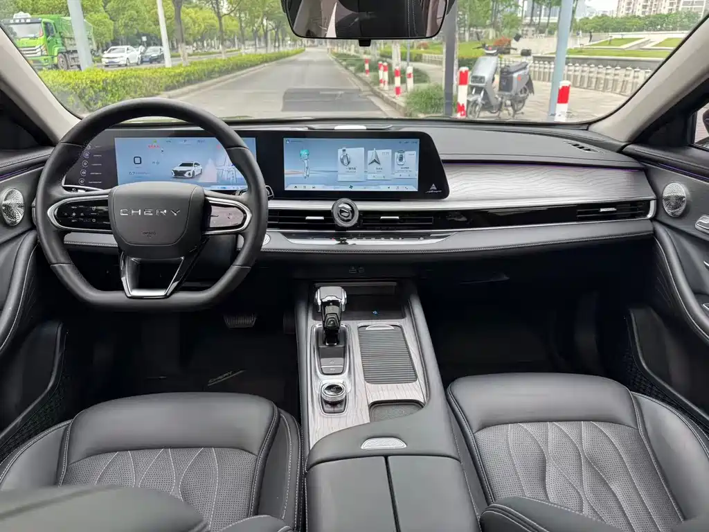 Chery Arrizo 8 — миниатюра 11