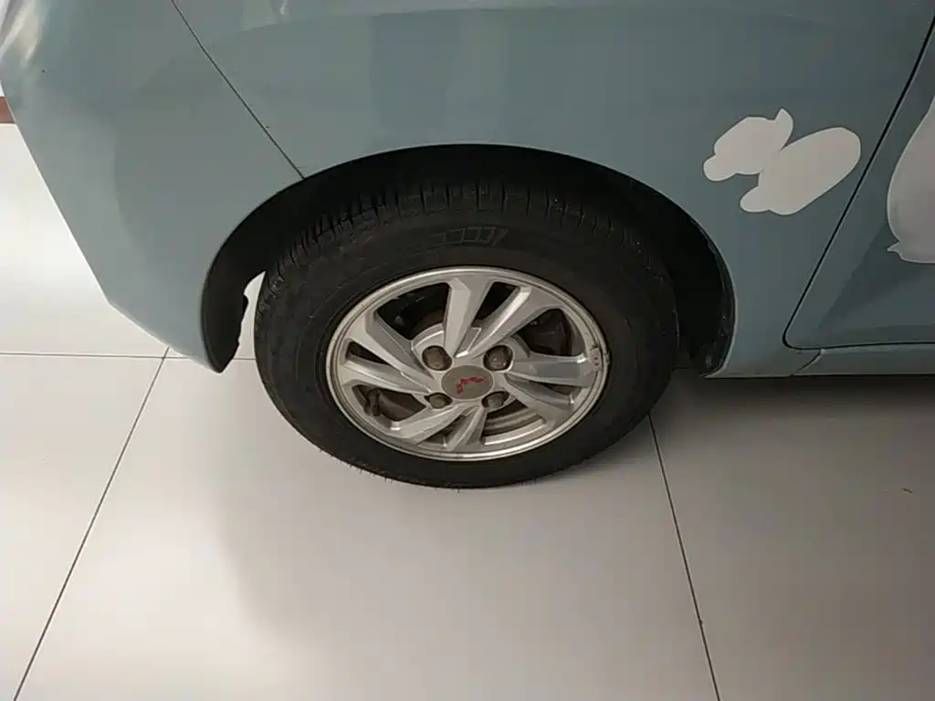 Wuling MINIEV — миниатюра 23