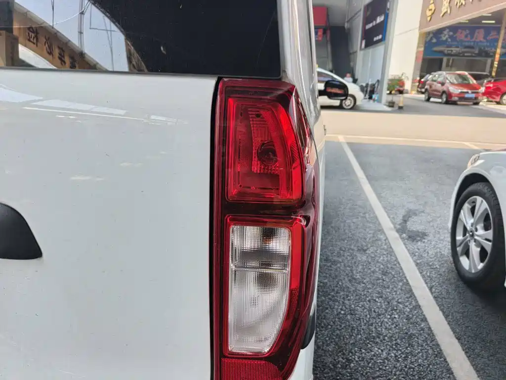 Wuling Zhiguang EV — миниатюра 8