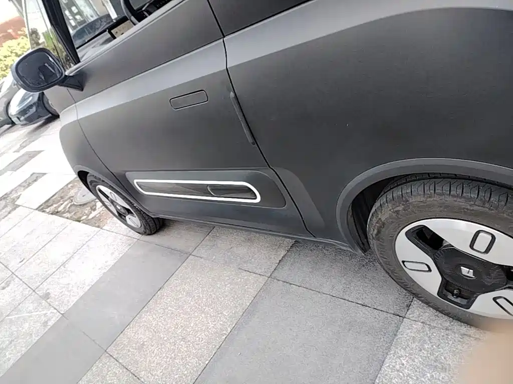 Baojun KiWi EV — миниатюра 22