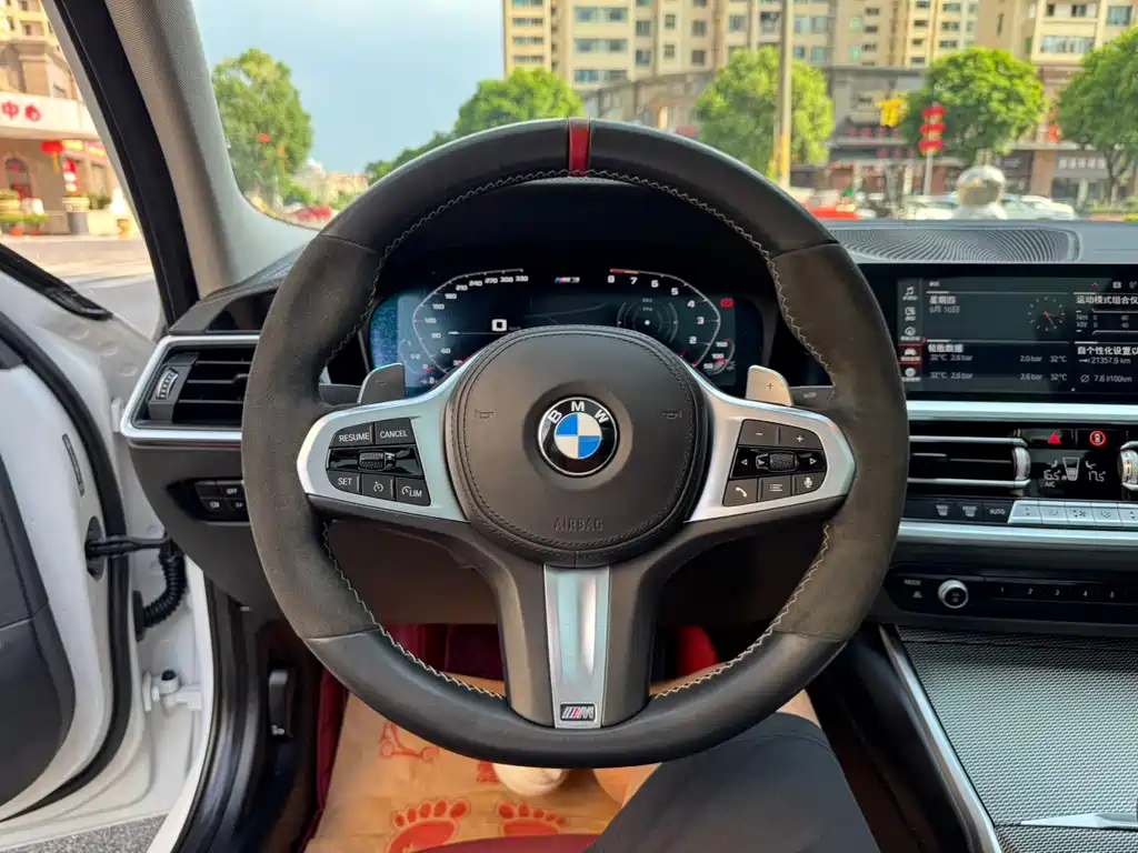 BMW 3 Series — миниатюра 17